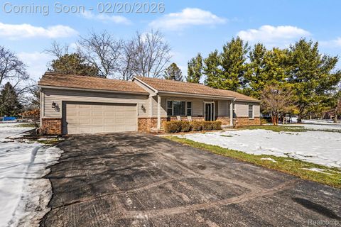 9566 Daleview Drive Green Oak Township MI 48178