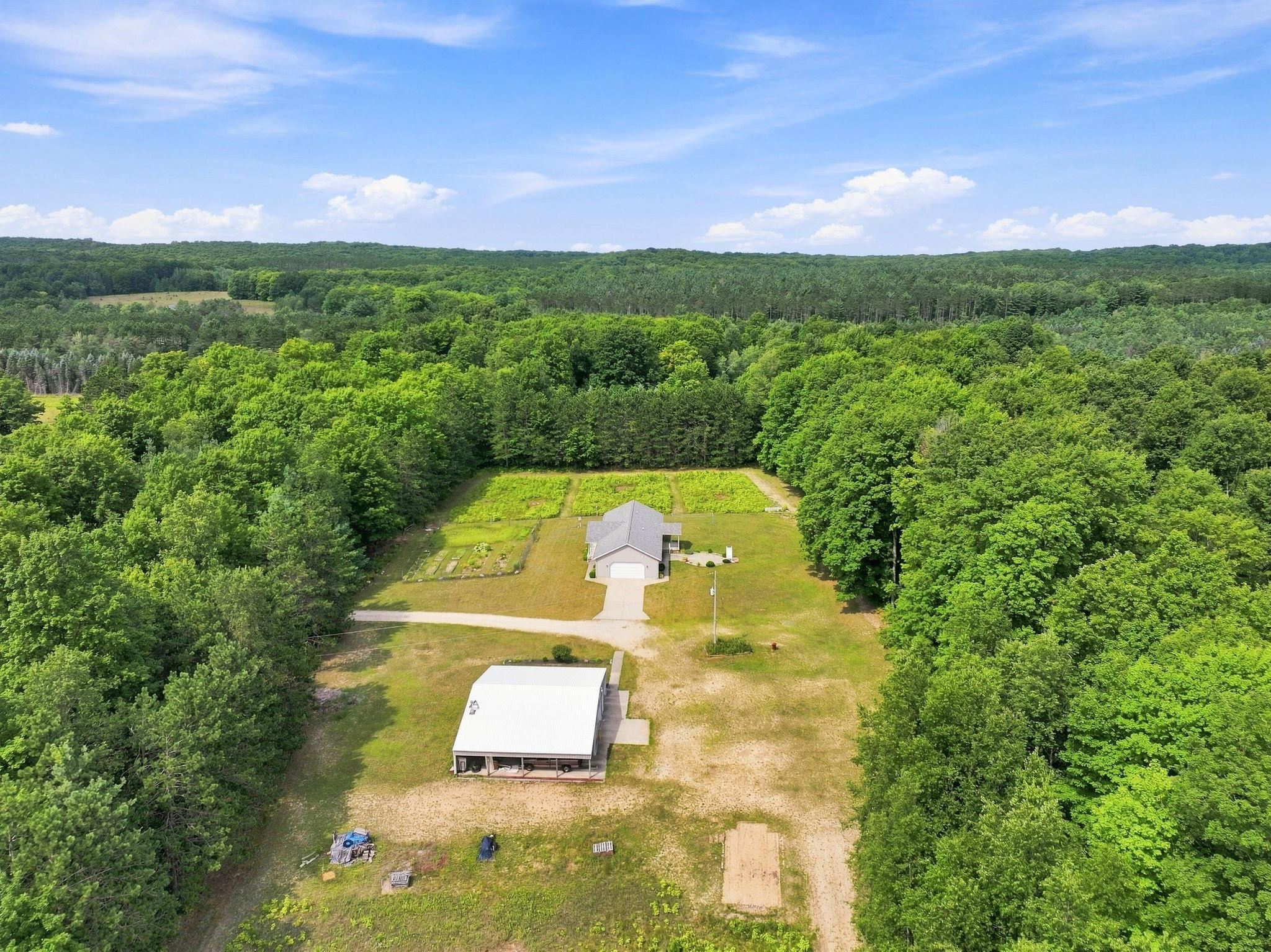 275 S 35 Road