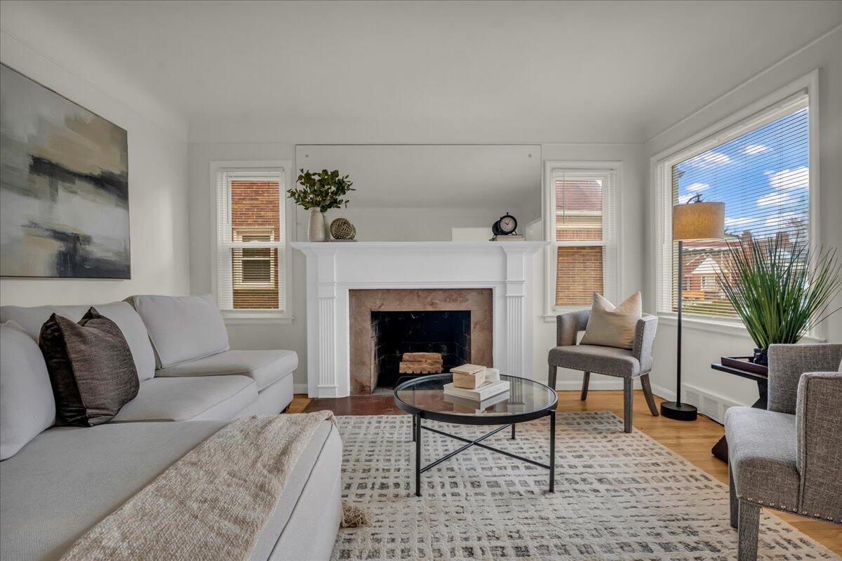 15518 Kentfield Street