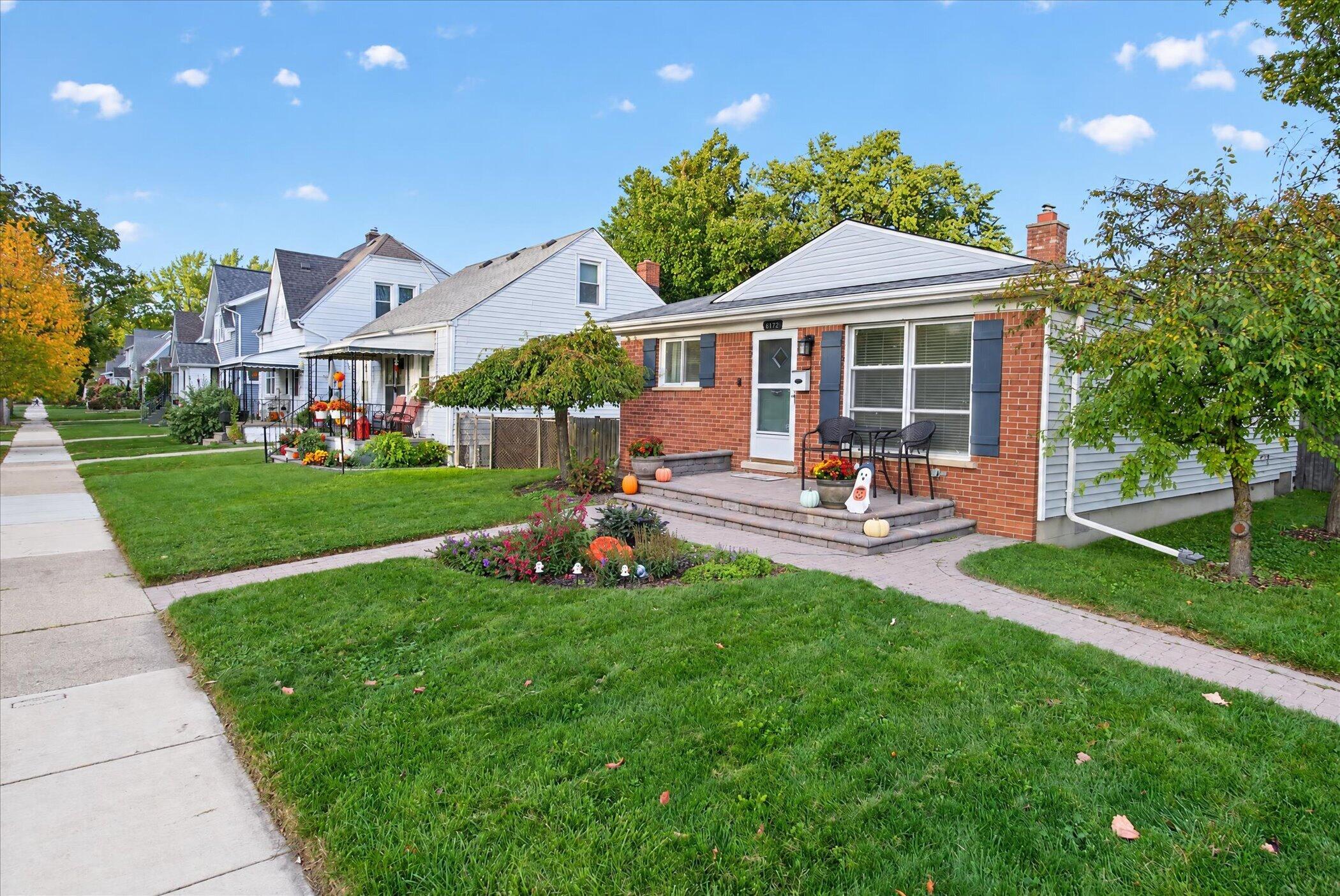 3112 Grayson Street