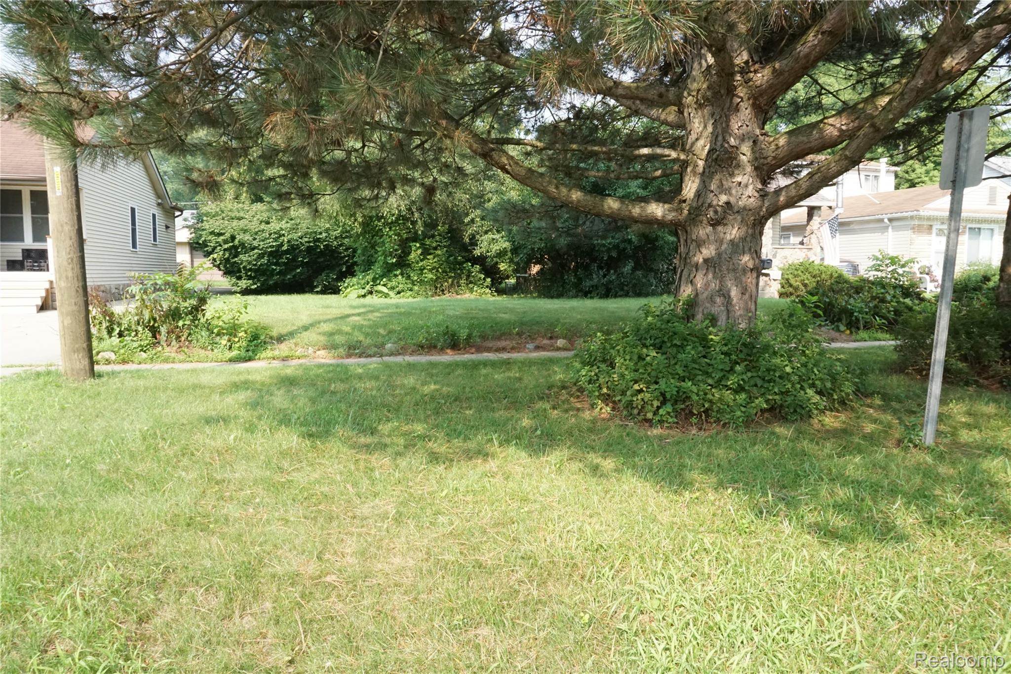 Redford Charter Township, Michigan 48239, United States, ,Land,Active,186325