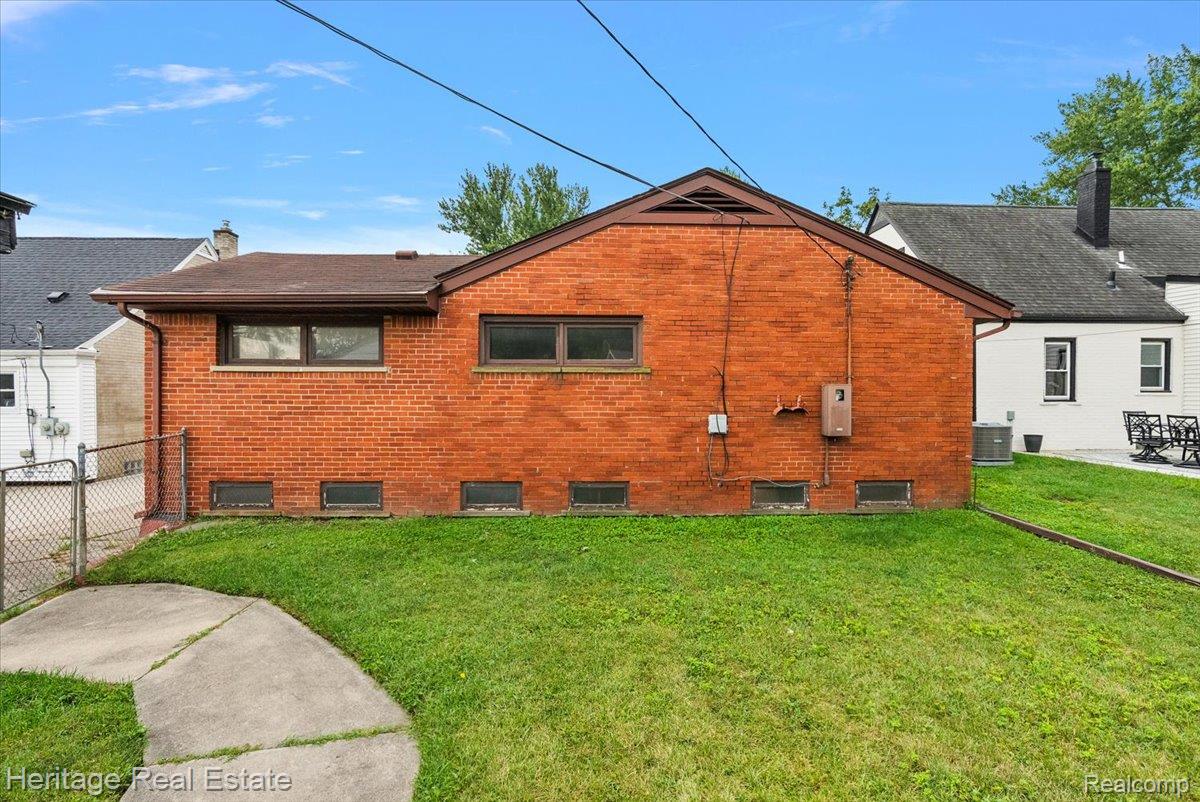 818 Phillips Avenue