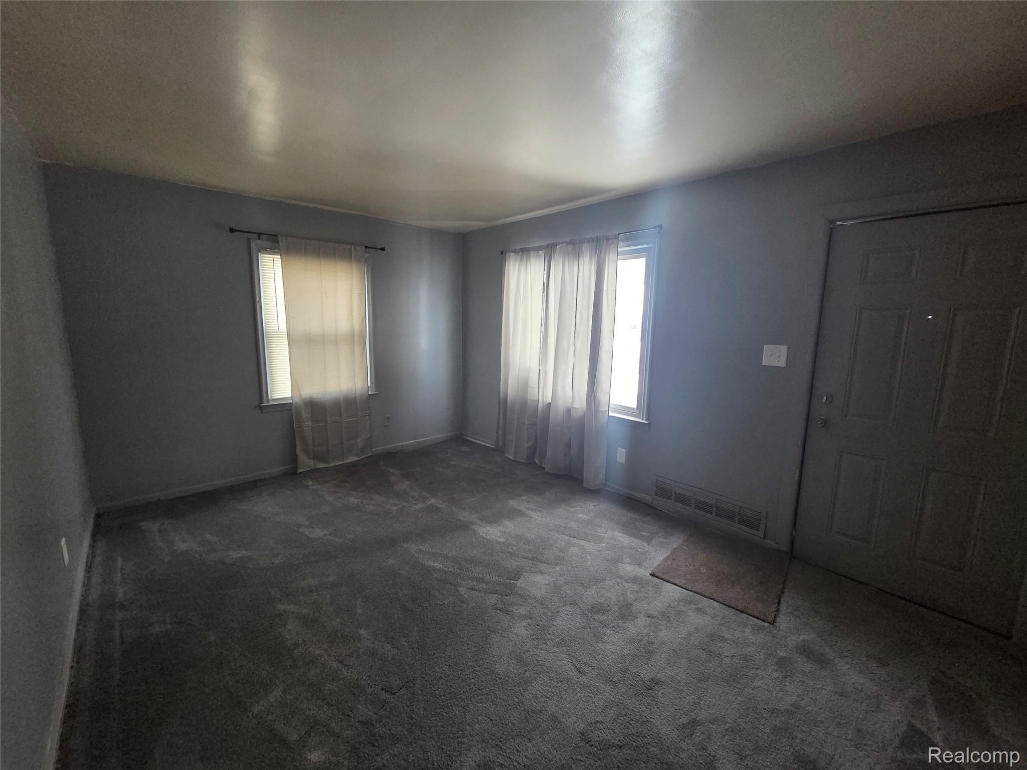 8084 Evergreen Avenue