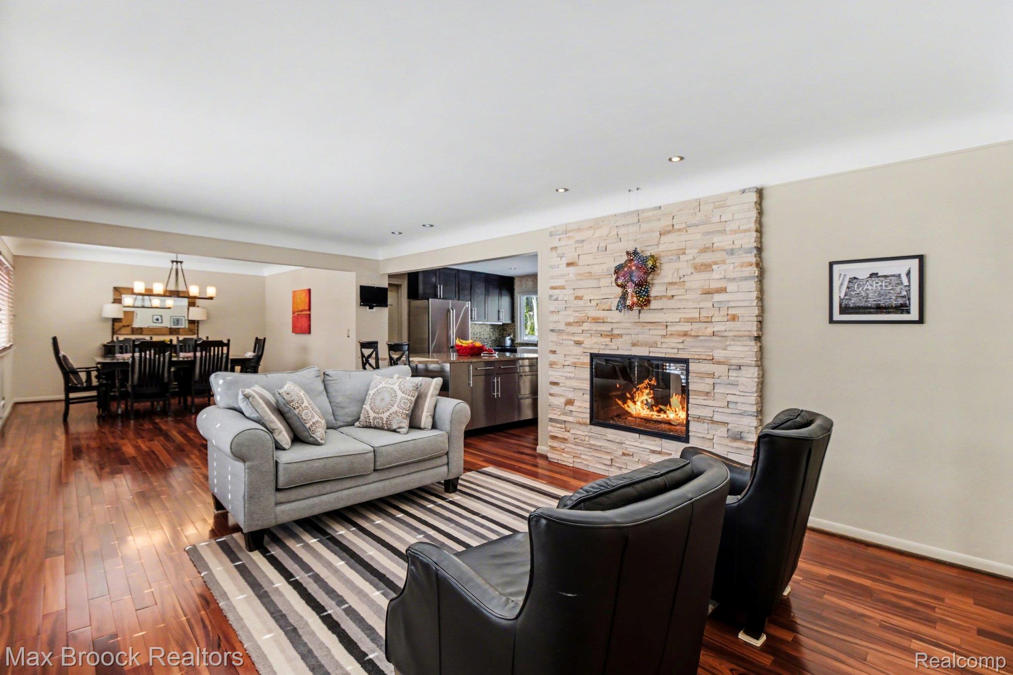 22724 King Richard Court