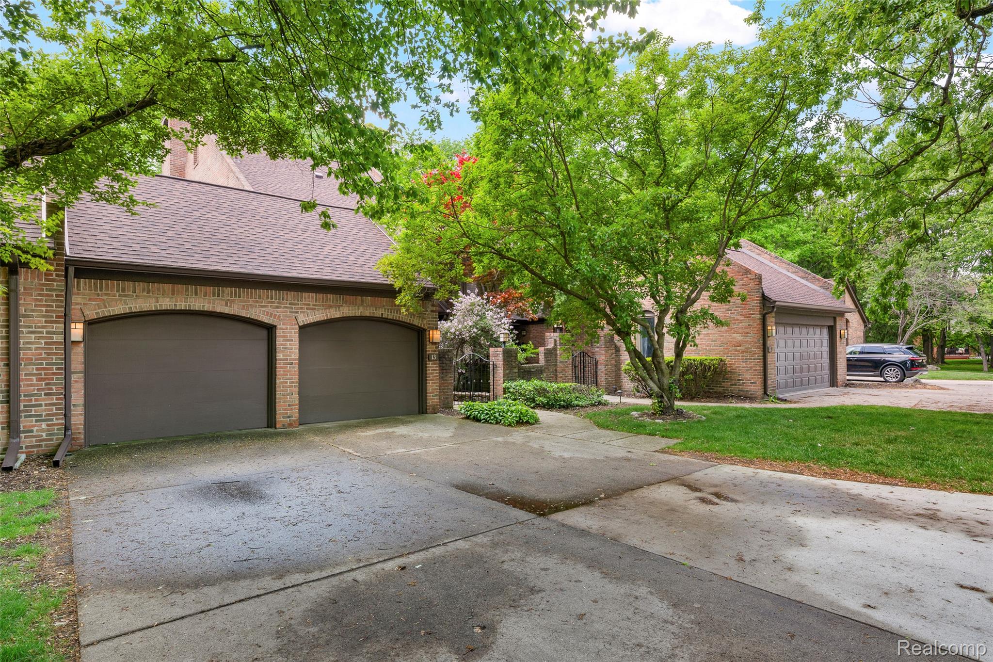 13 Timberlane Court