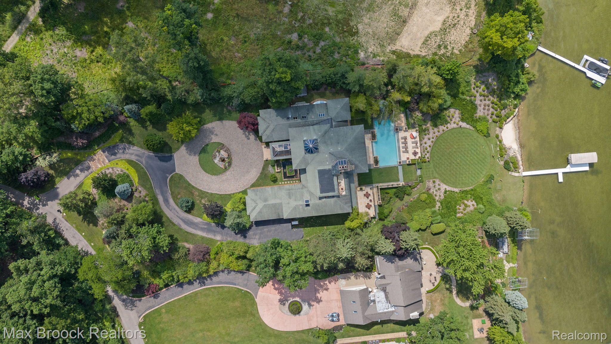 4790 DOW RIDGE Road