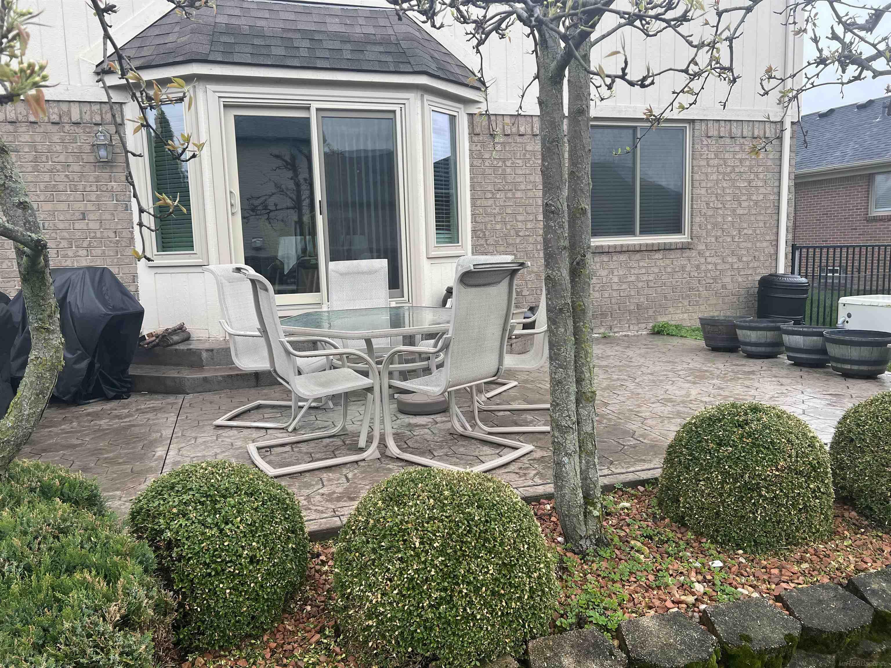 29105 BAY POINTE Drive