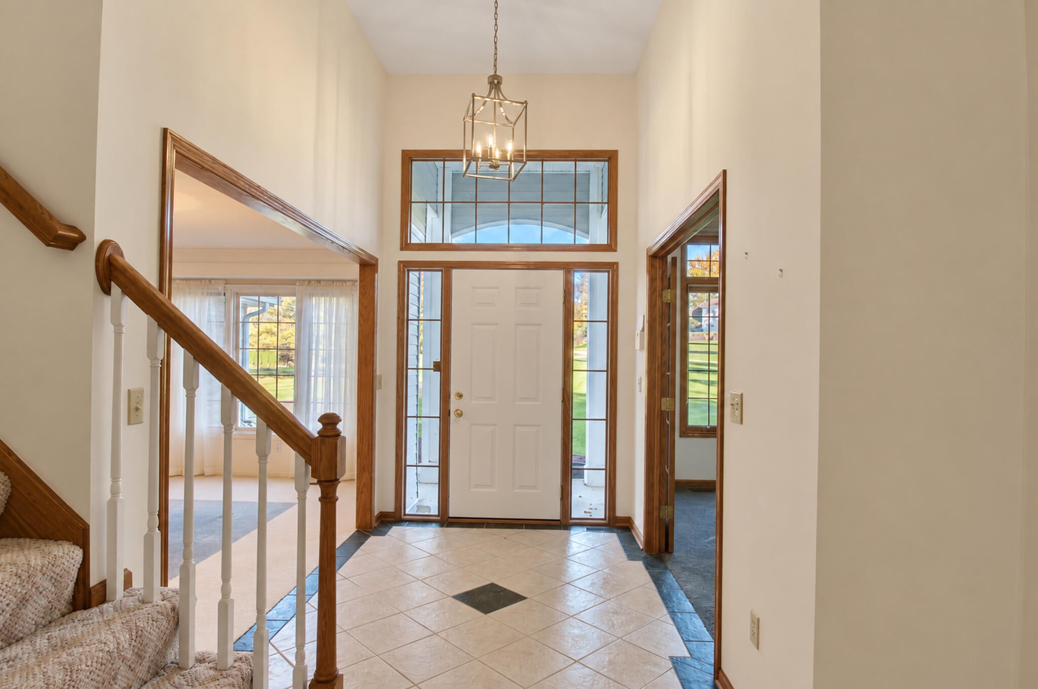 6125 Brooks Landing