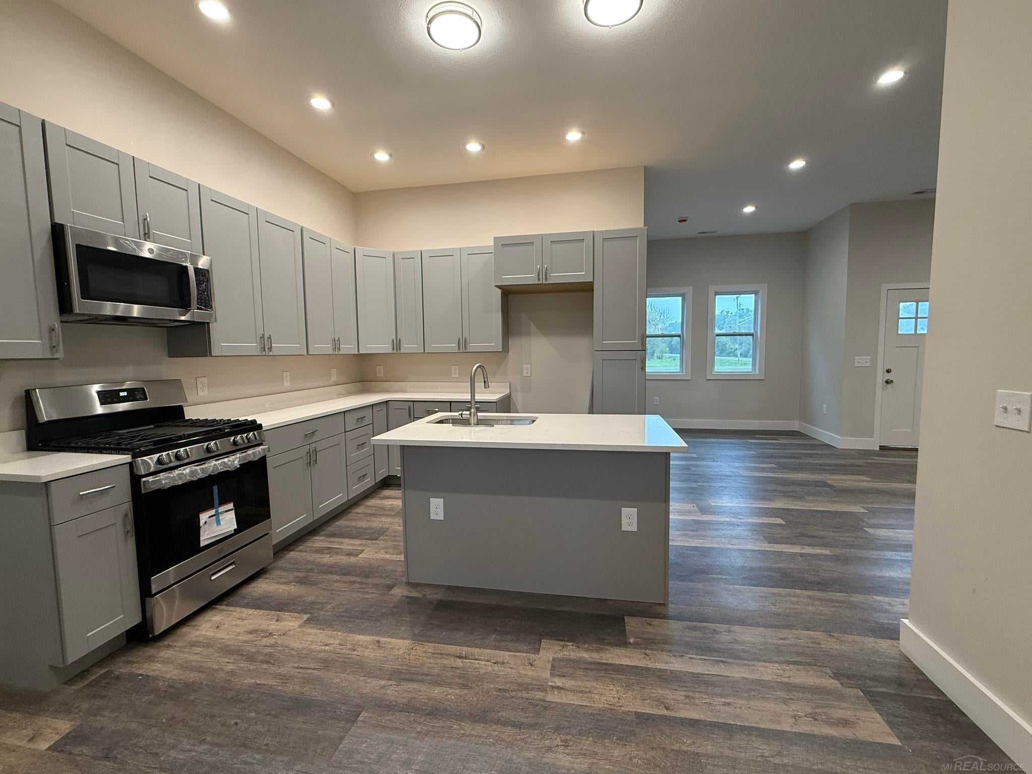 3985 Newark Road
