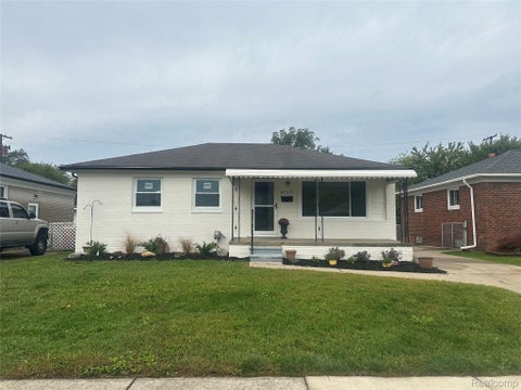 Photo for 25335 Pattow Street