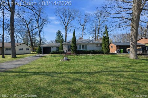 1389 Bielby Street Waterford Charter Township MI 48328