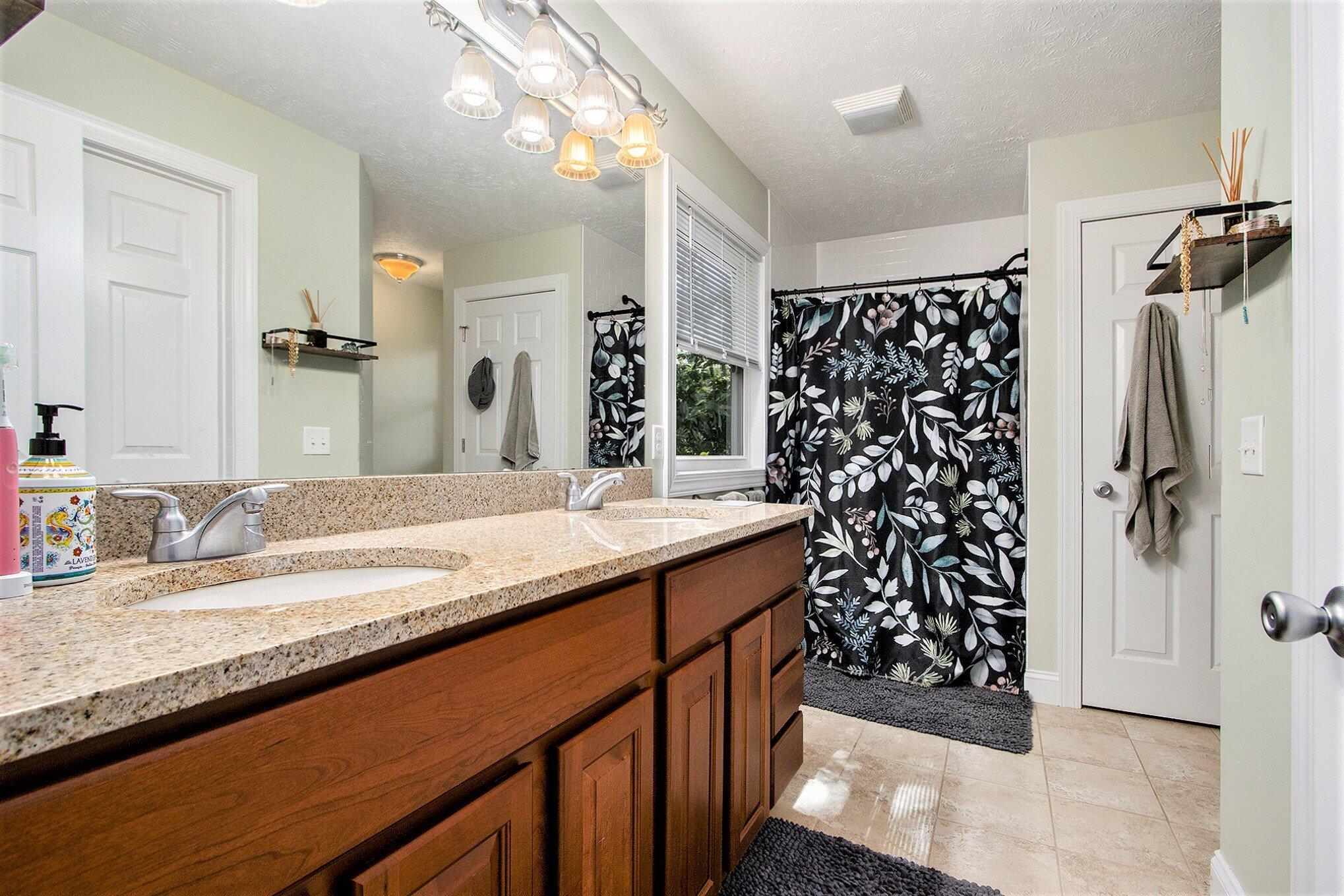 Richland Village, Michigan 49083, United States, 4 Bedrooms Bedrooms, ,4 BathroomsBathrooms,Residential,Active,154039