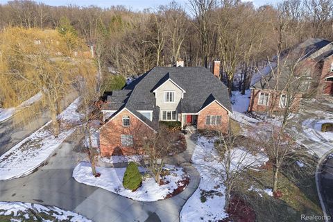 28690 WINTERGREEN Court Farmington Hills City MI 48331