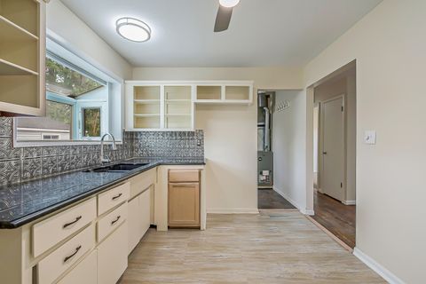 Tiny photo for 1398 Hunter Avenue, Ypsilanti Charter Township, MI 48198 (MLS # 81026025900)