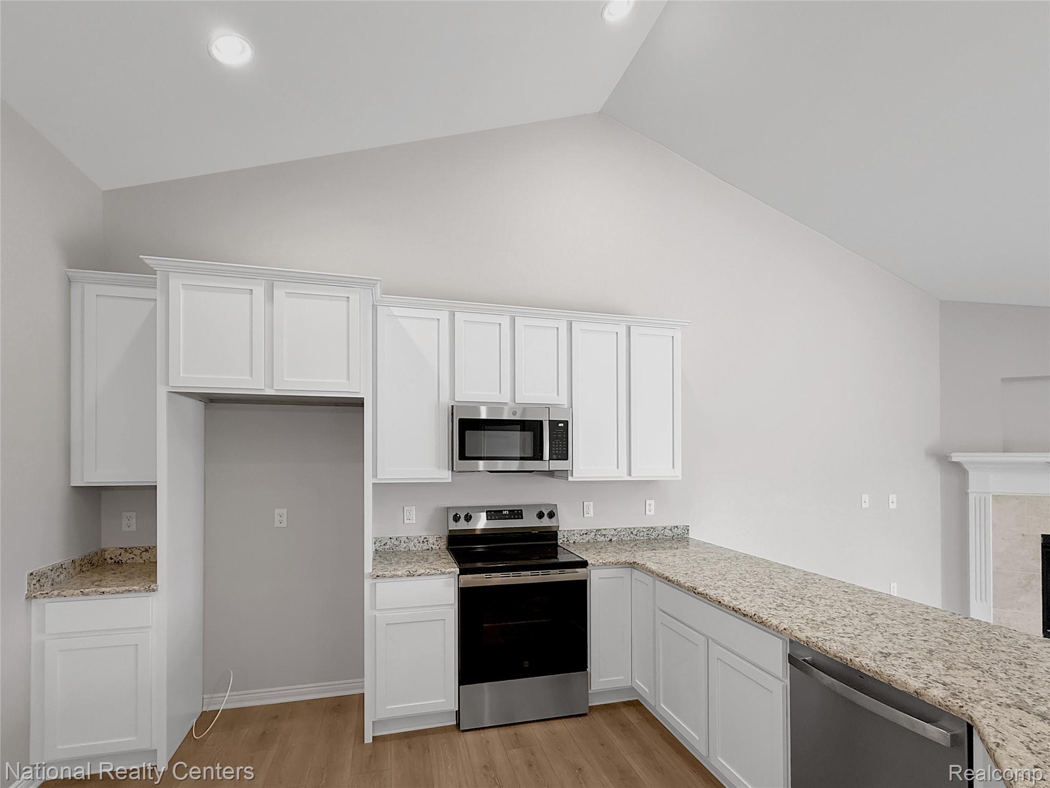 317 Devonshire Drive 9