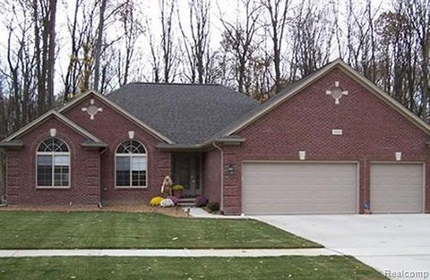 Photo of 50954 Remar Farms Drive, Macomb Township, MI 48042 (MLS # 20261016367)