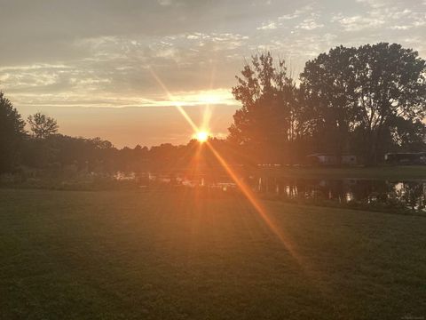 2605 N 34th Avenue Golden Township MI 49436