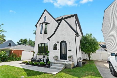 2020 Watkins Lake Road Waterford Charter Township MI 48328