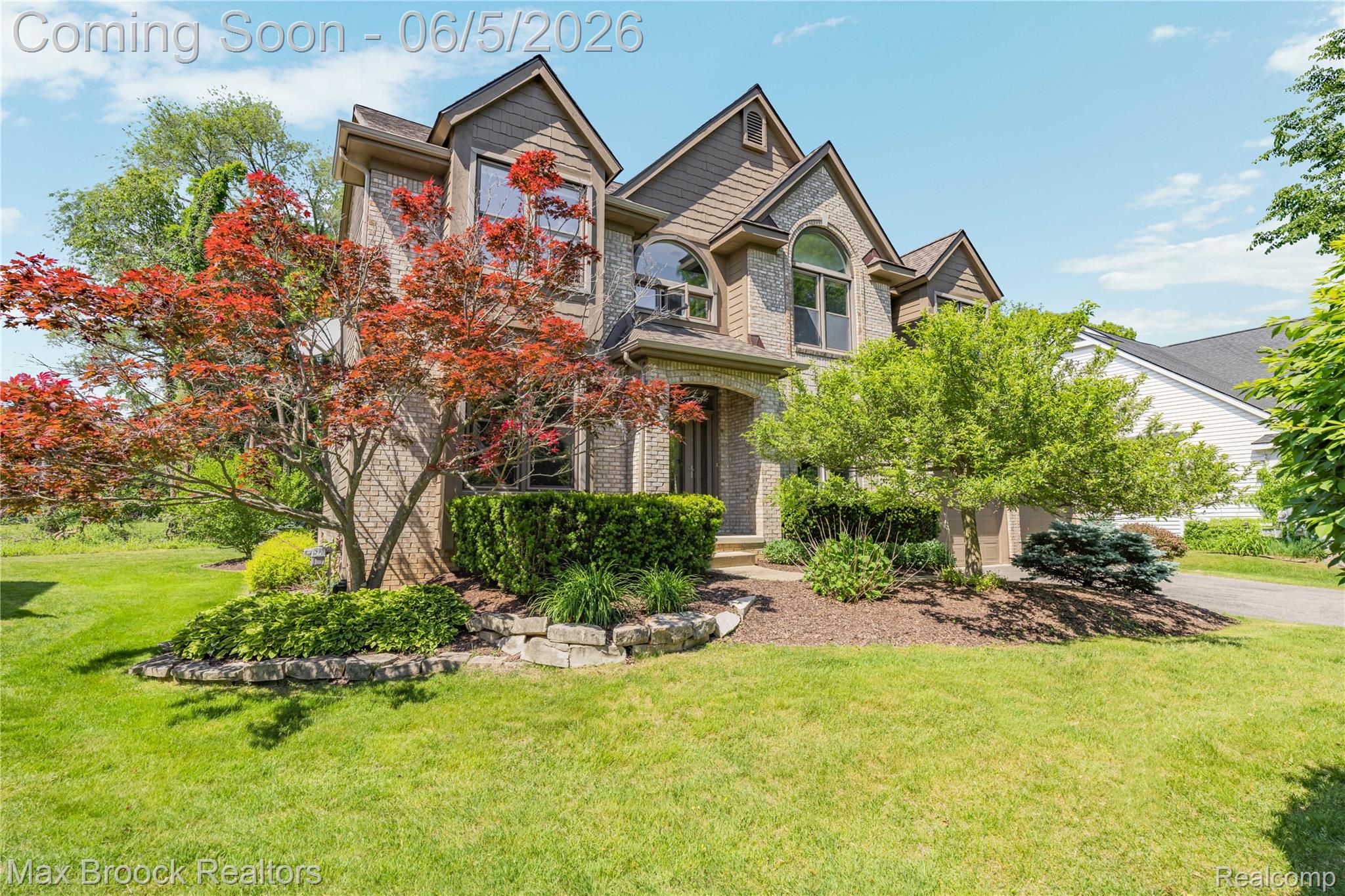 6294 Lindsay Court