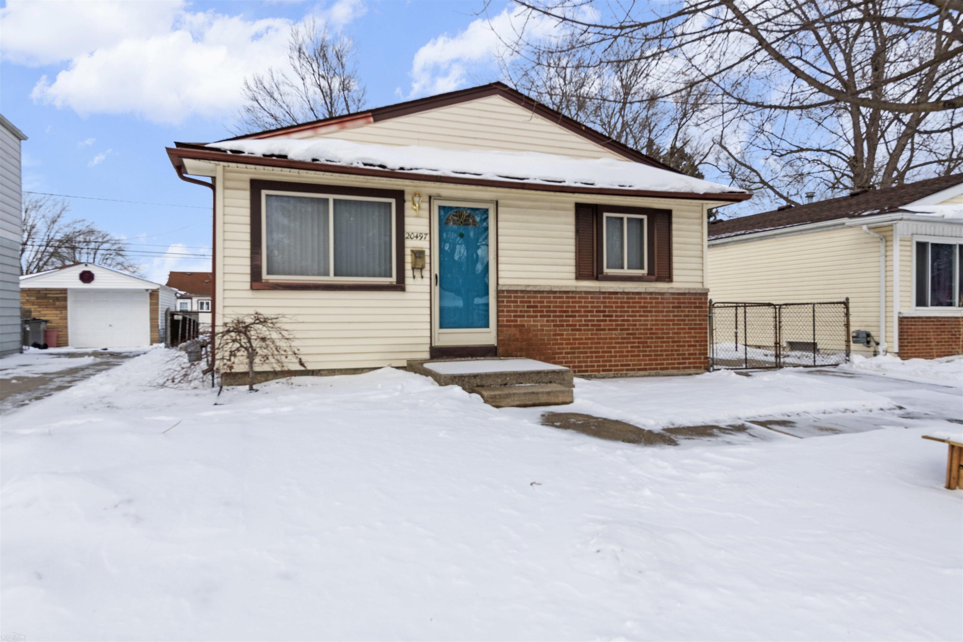 20497 Woodward Street