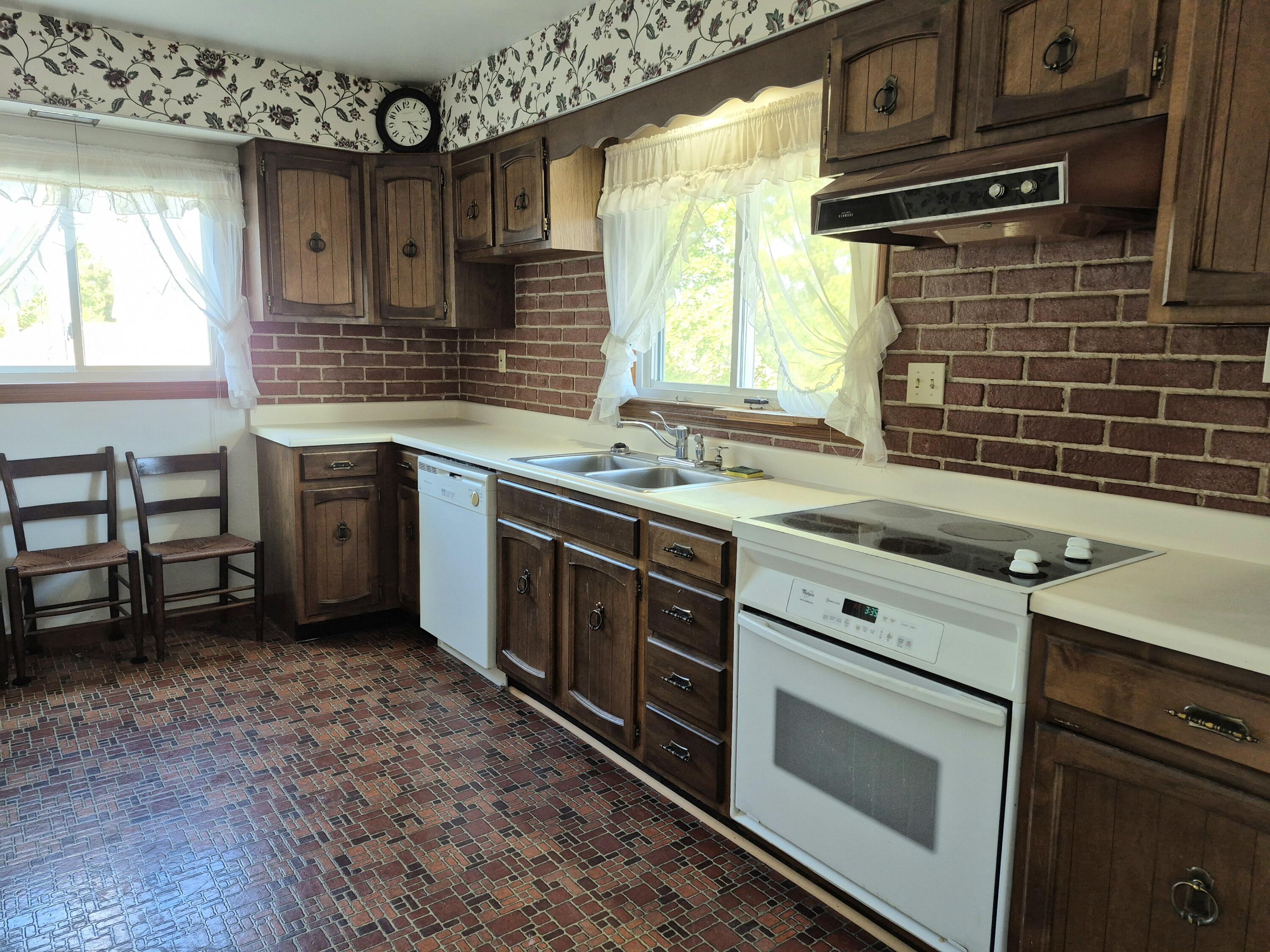 172 S Manning Street