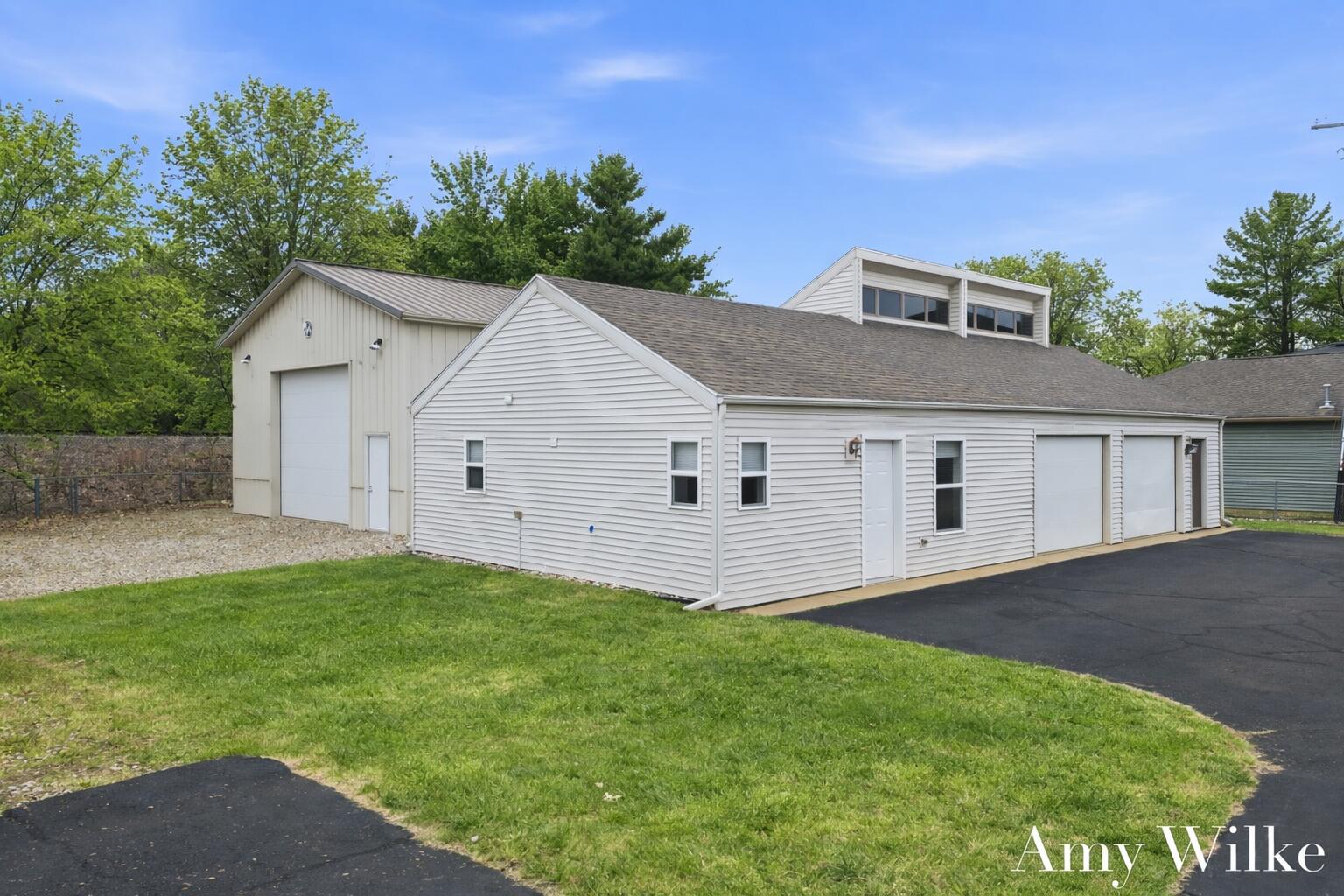 7738 N Indian Lake Drive