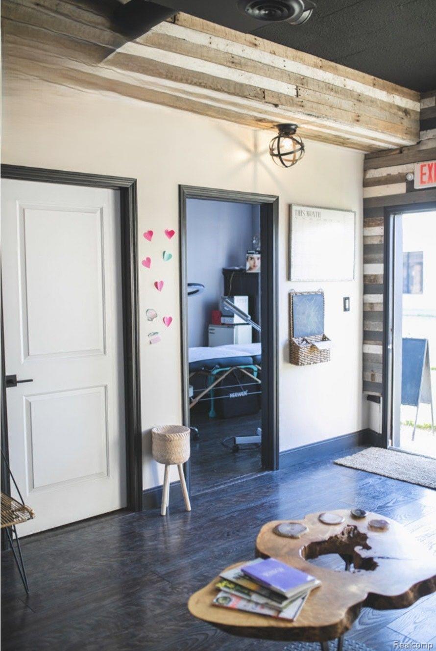 Wyandotte, Michigan 48192, United States, ,Commercial,Active,17535