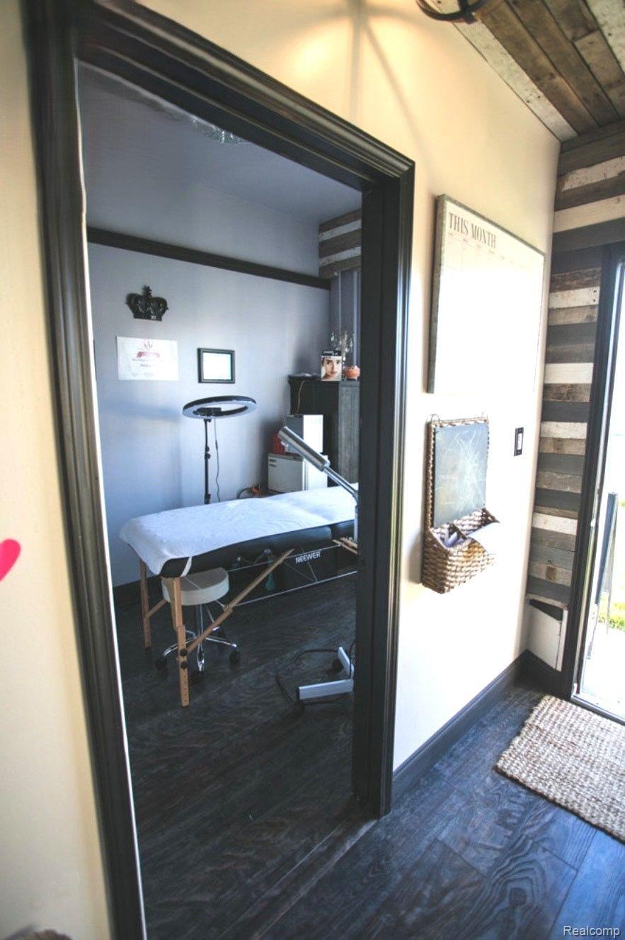 Wyandotte, Michigan 48192, United States, ,Commercial,Active,17535