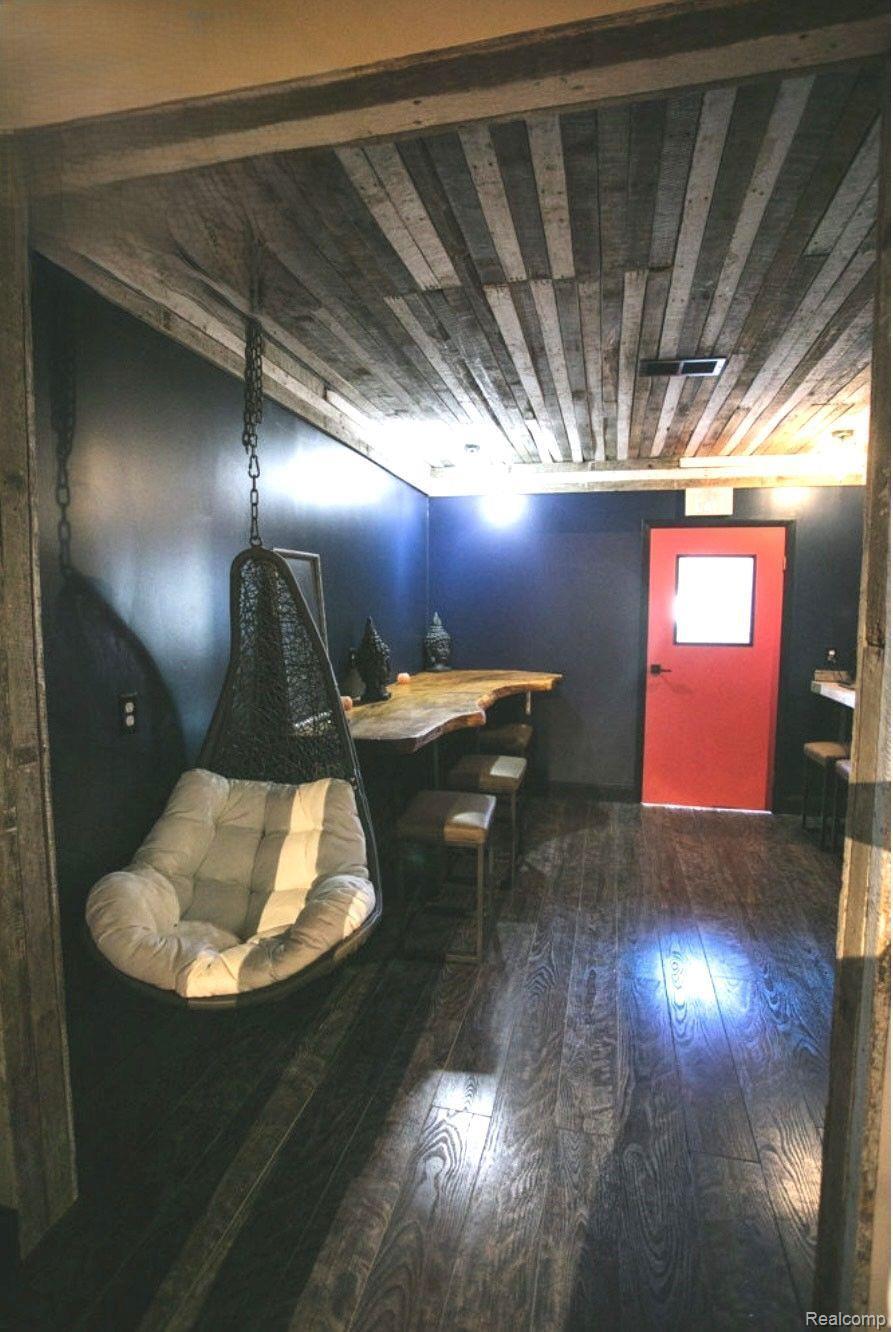 Wyandotte, Michigan 48192, United States, ,Commercial,Active,17535