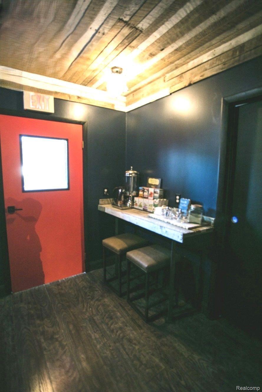 Wyandotte, Michigan 48192, United States, ,Commercial,Active,17535