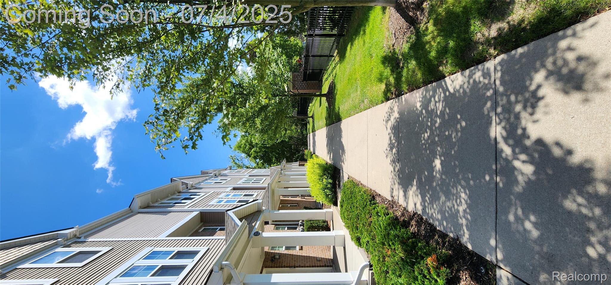 3247 Chambers West 81