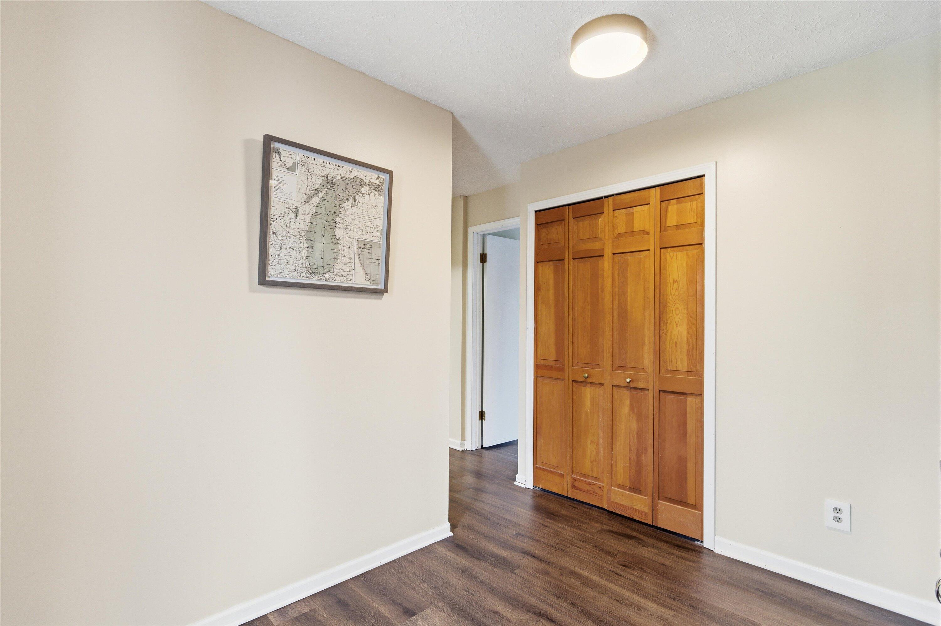 9095 Huron River Drive