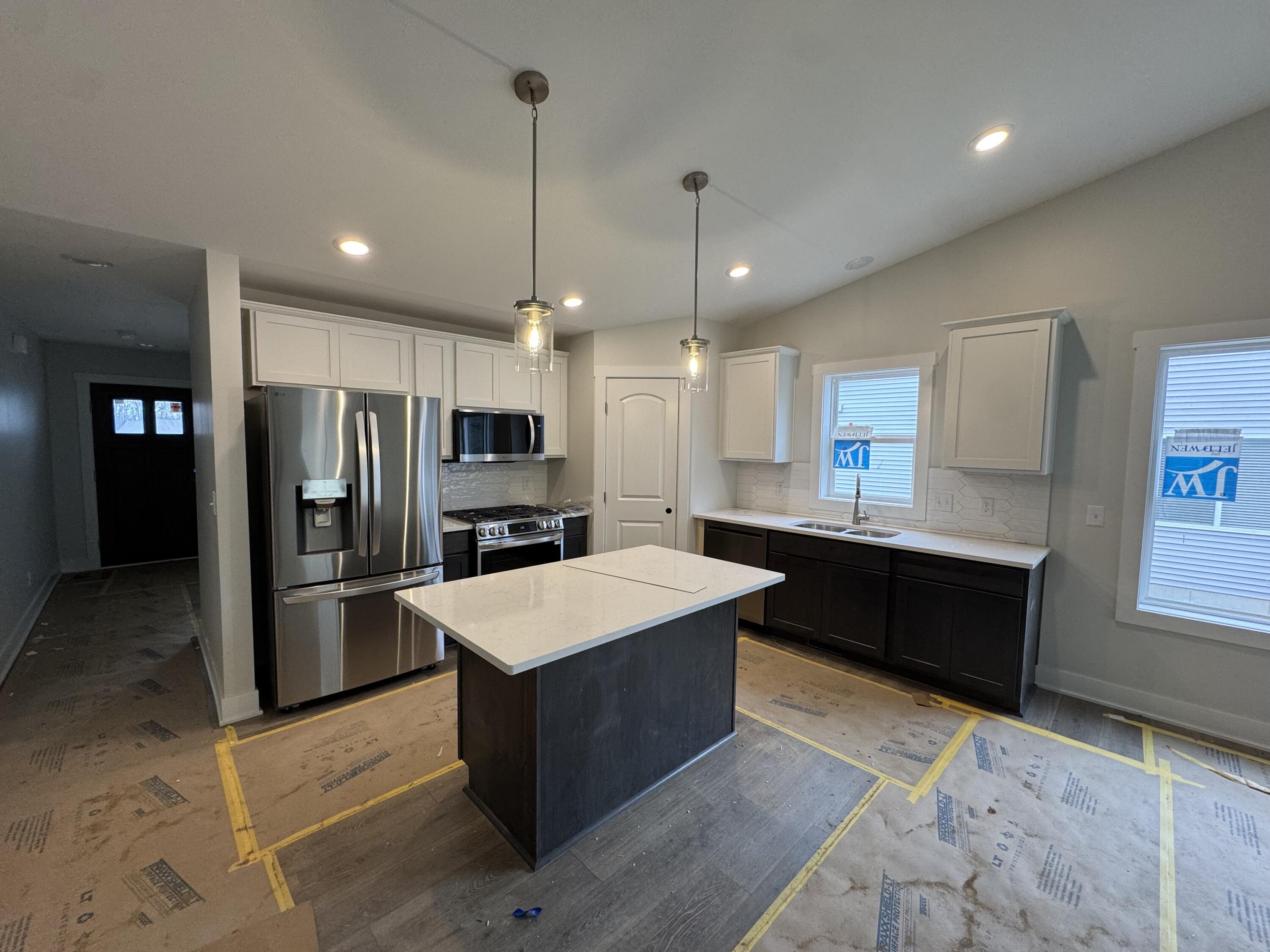 1571 N Village Circle