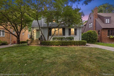 Photo for 788 Rivard Boulevard