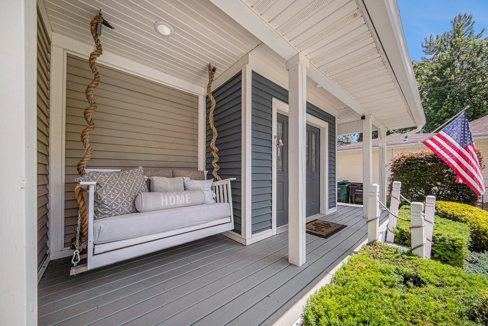 828 Russmiller Loop
