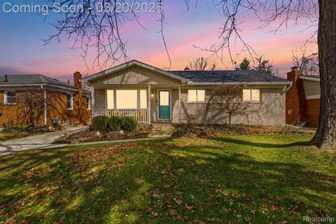 486 Francis Street East China Township MI 48054