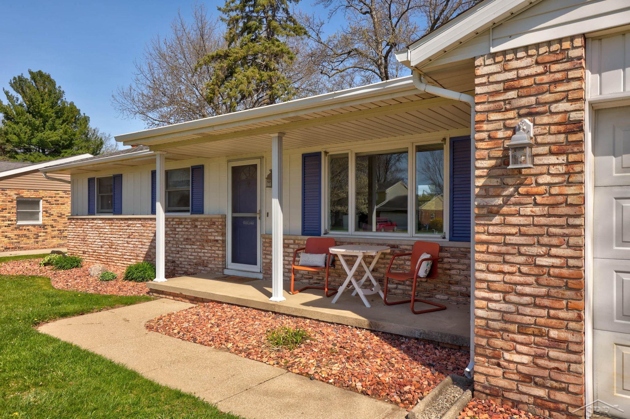 5842 Thistle Drive