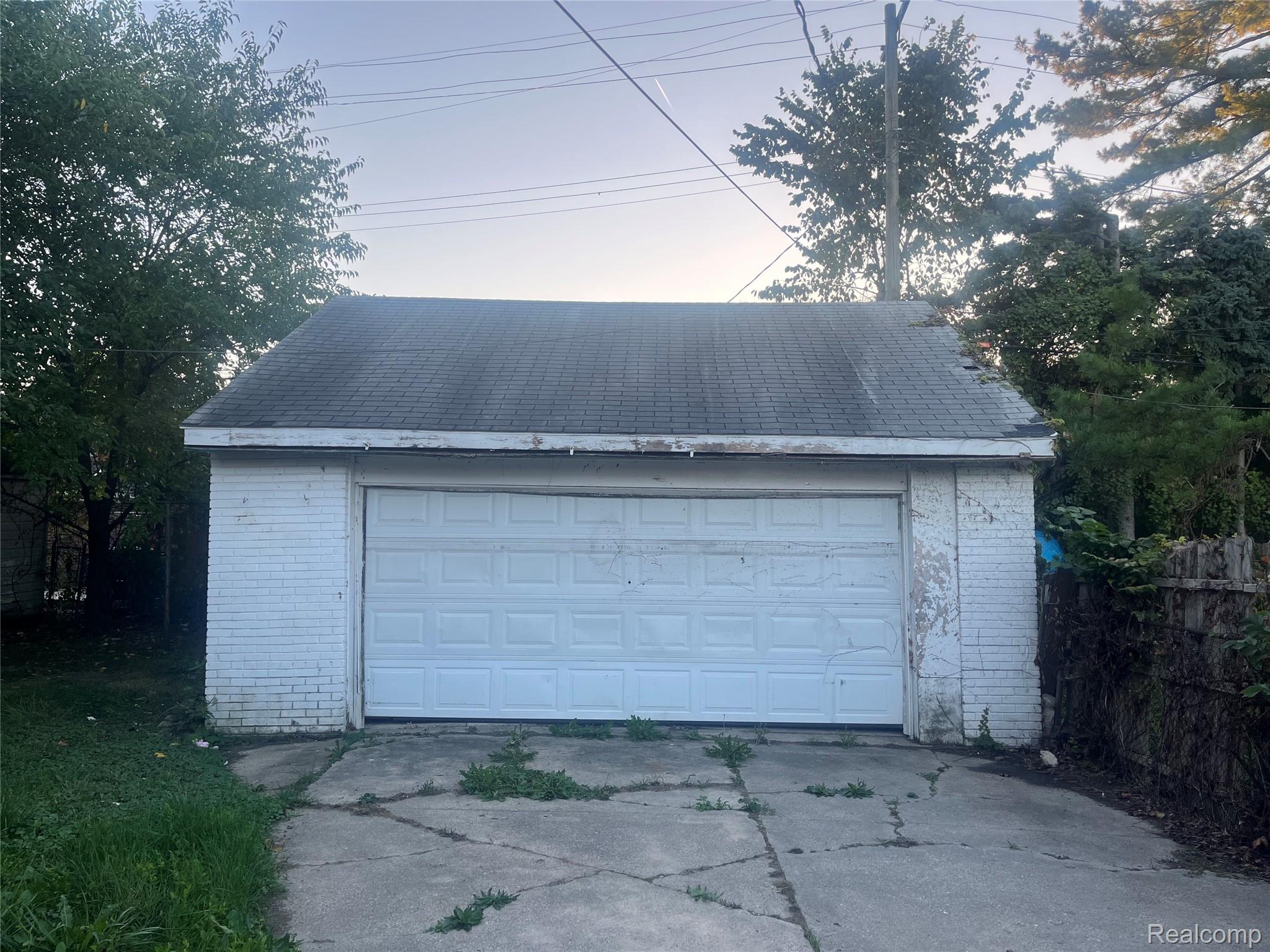 4335 Cadieux Road