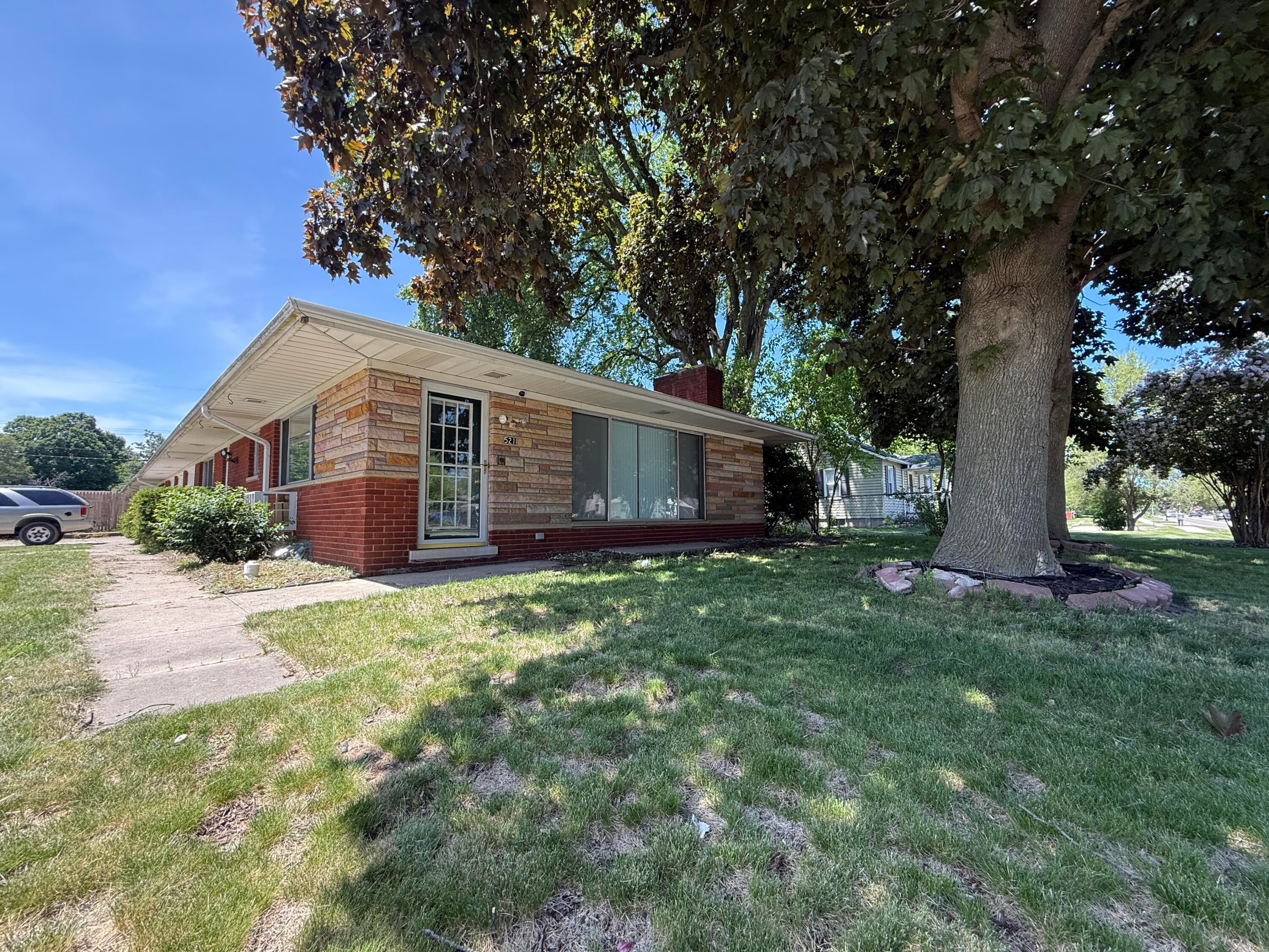 521 N Harris Road