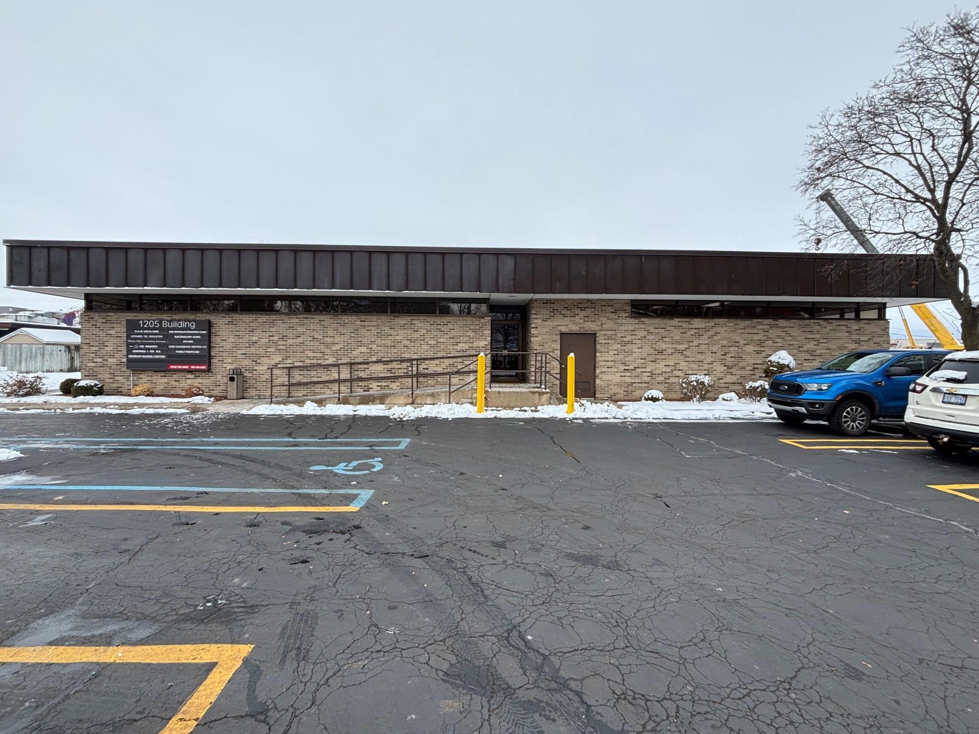 1205 S Mission Street