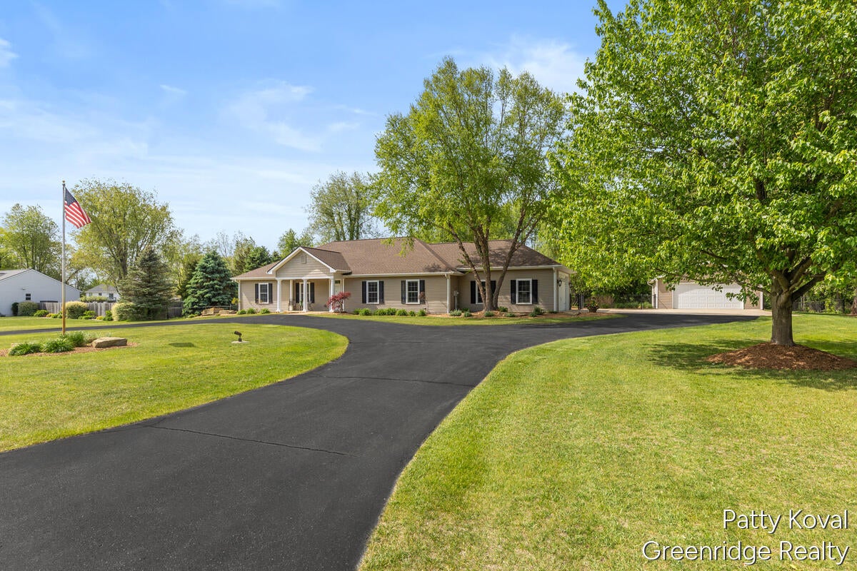 4454 Foxmoor Court