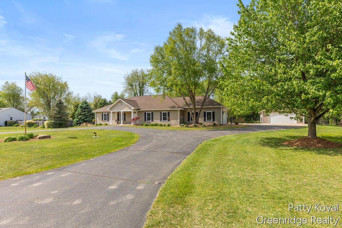 4454 Foxmoor Court