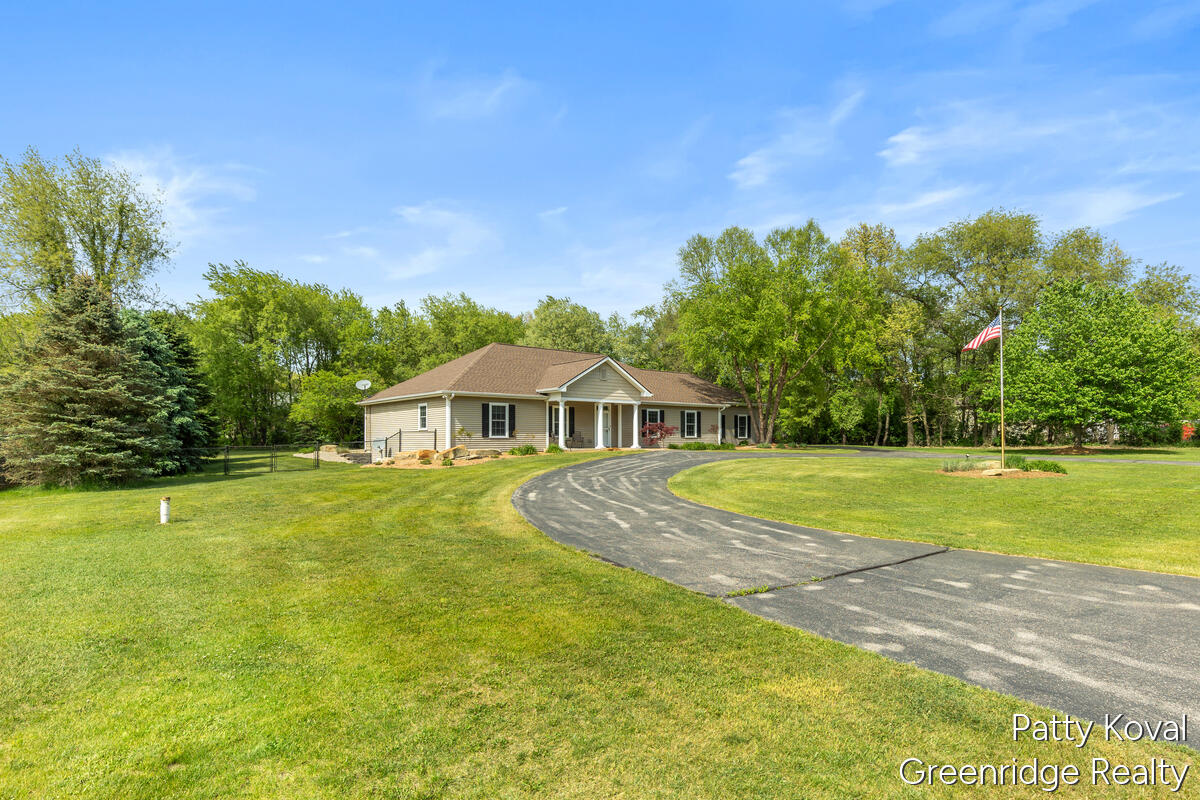 4454 Foxmoor Court