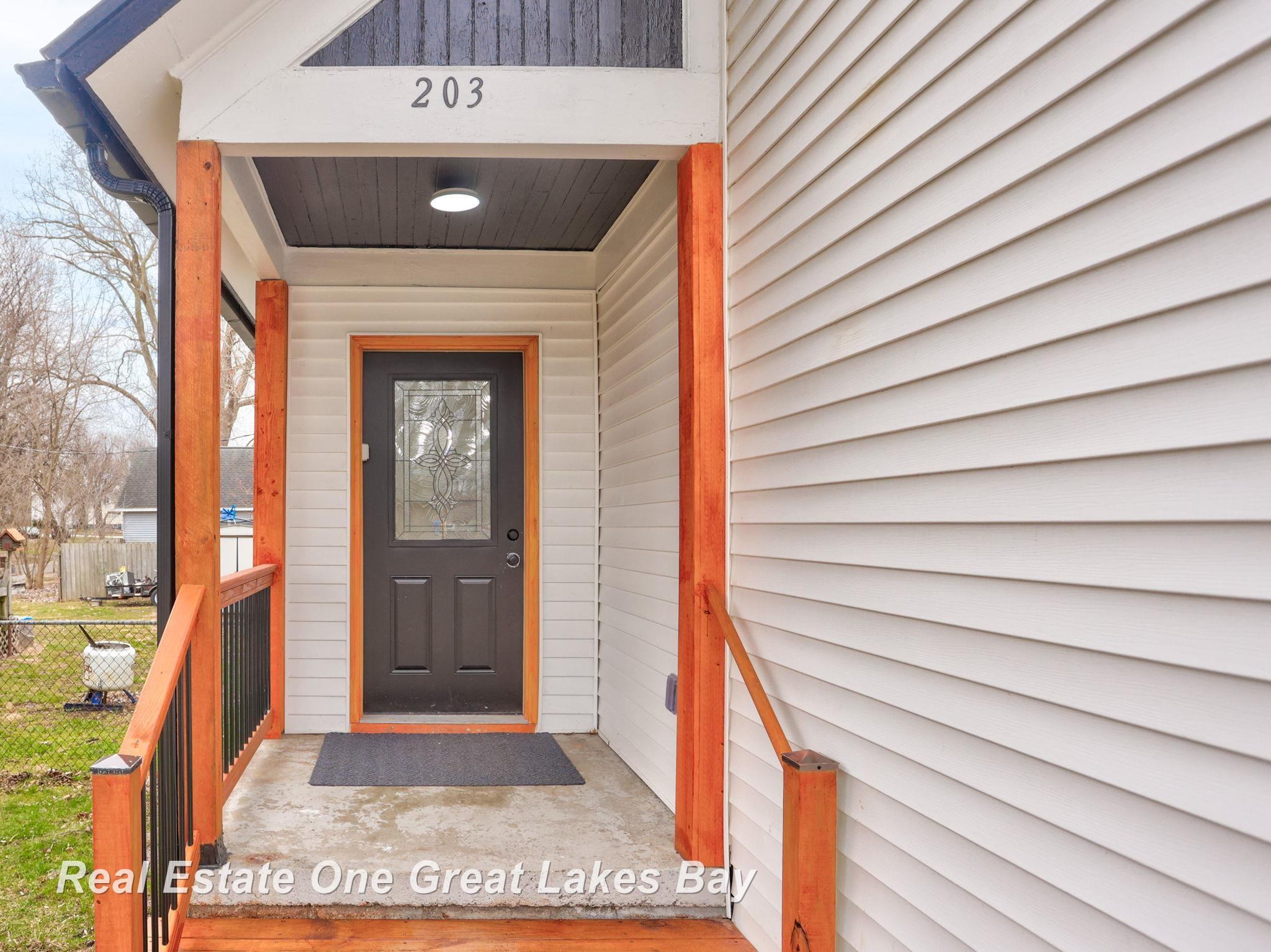 203 W Jenny Street