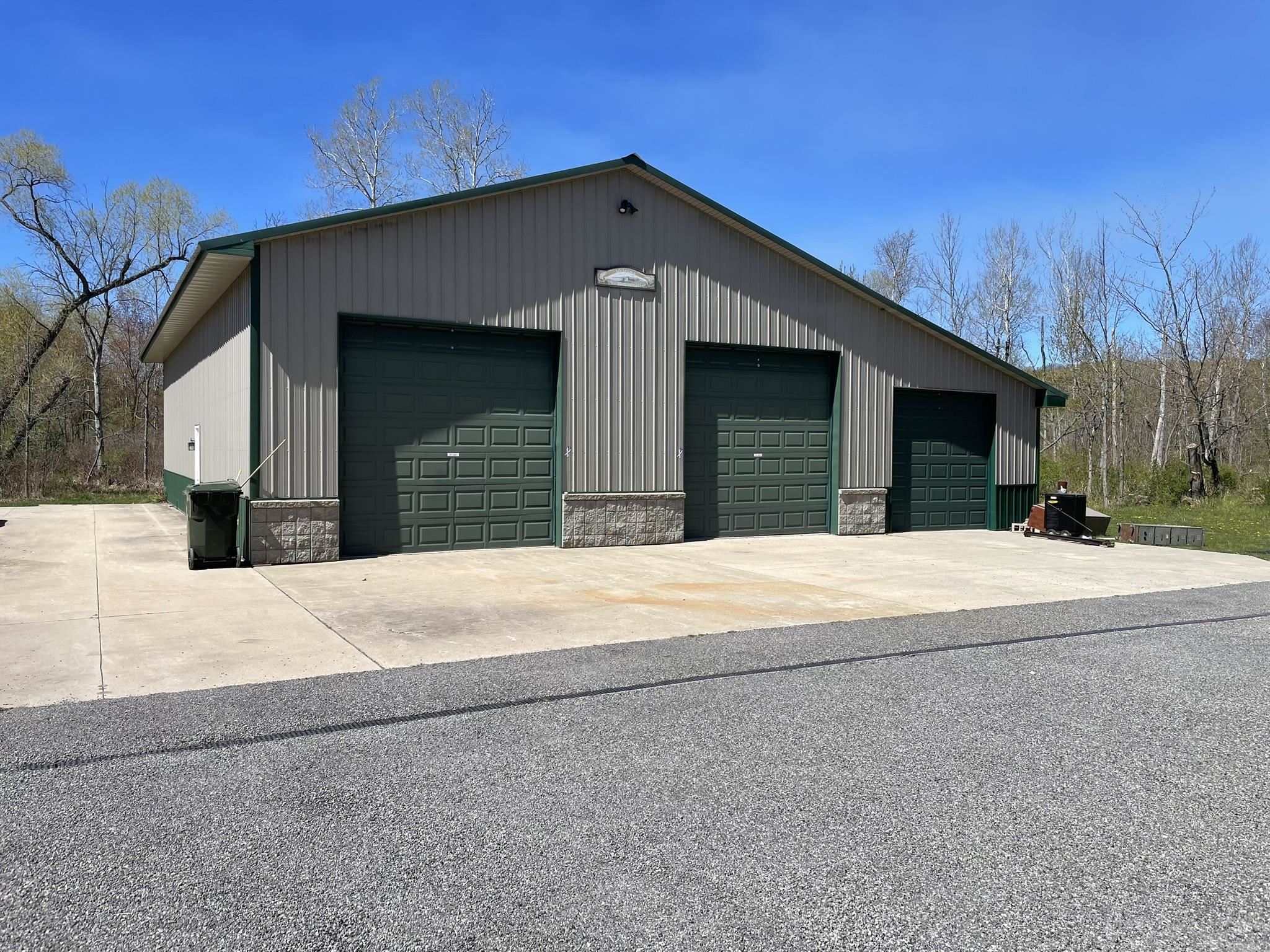 2376 River Road