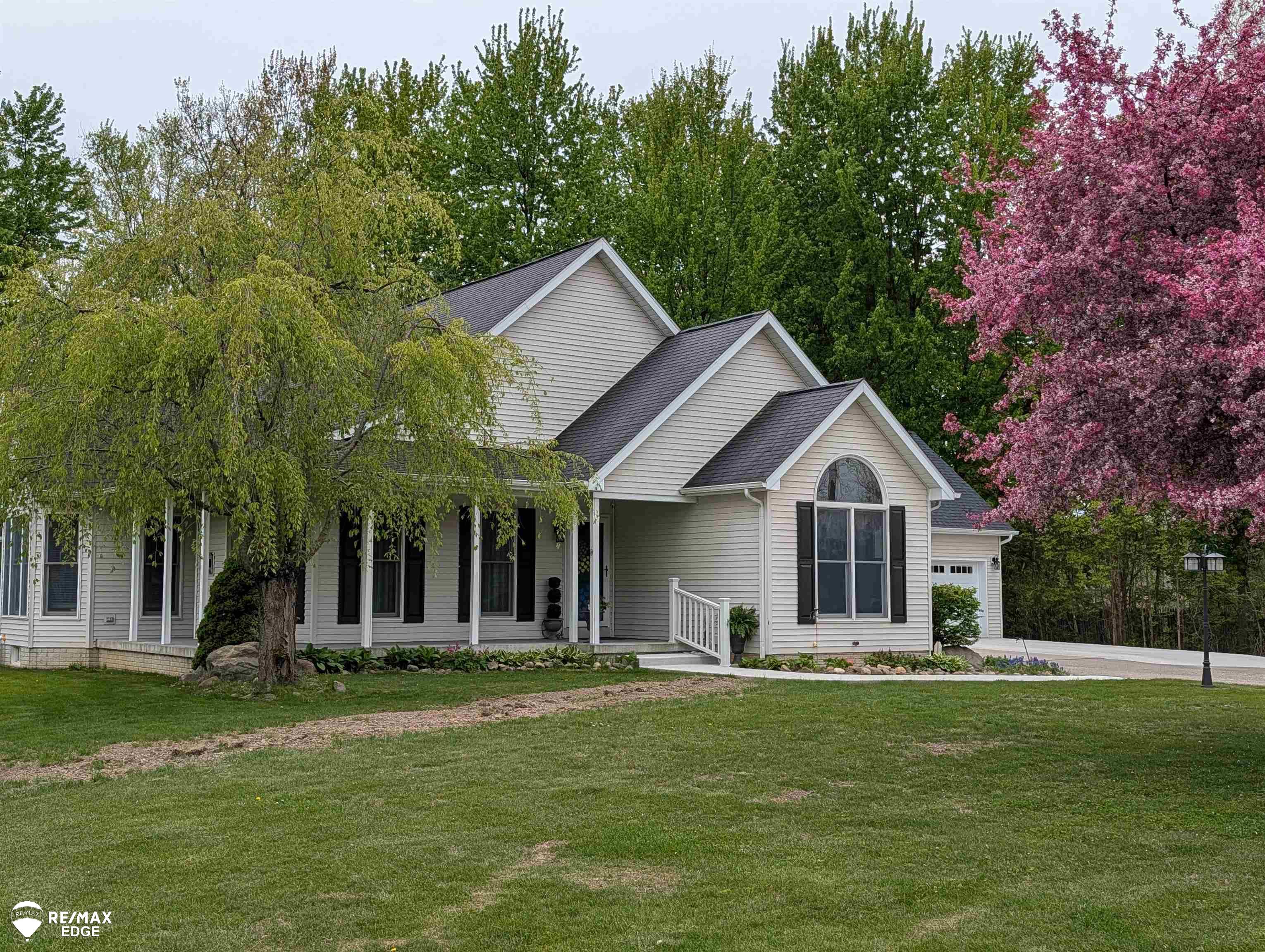 1245 W Vienna Road