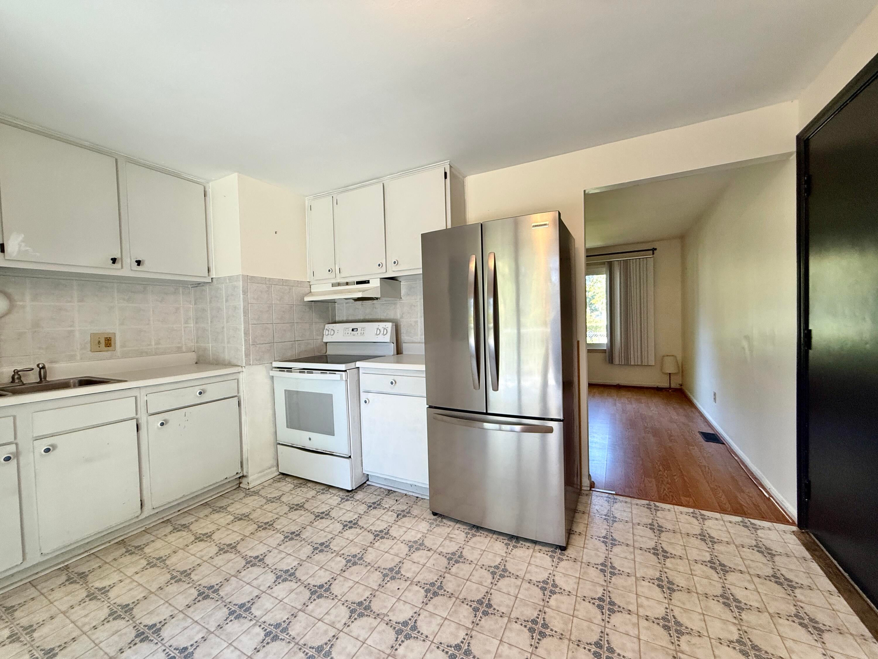 2183 Hemlock Drive