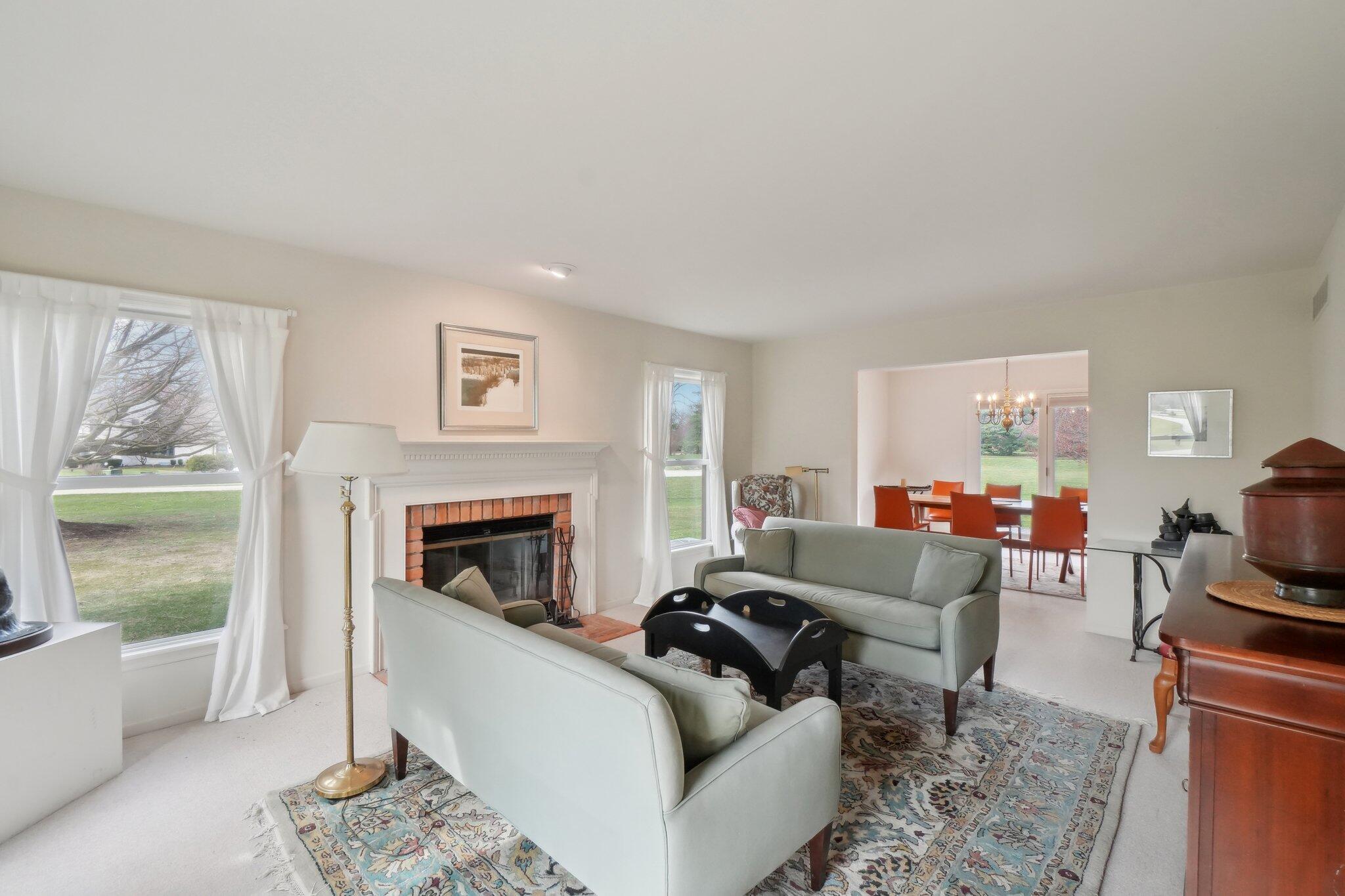 5206 Village Road