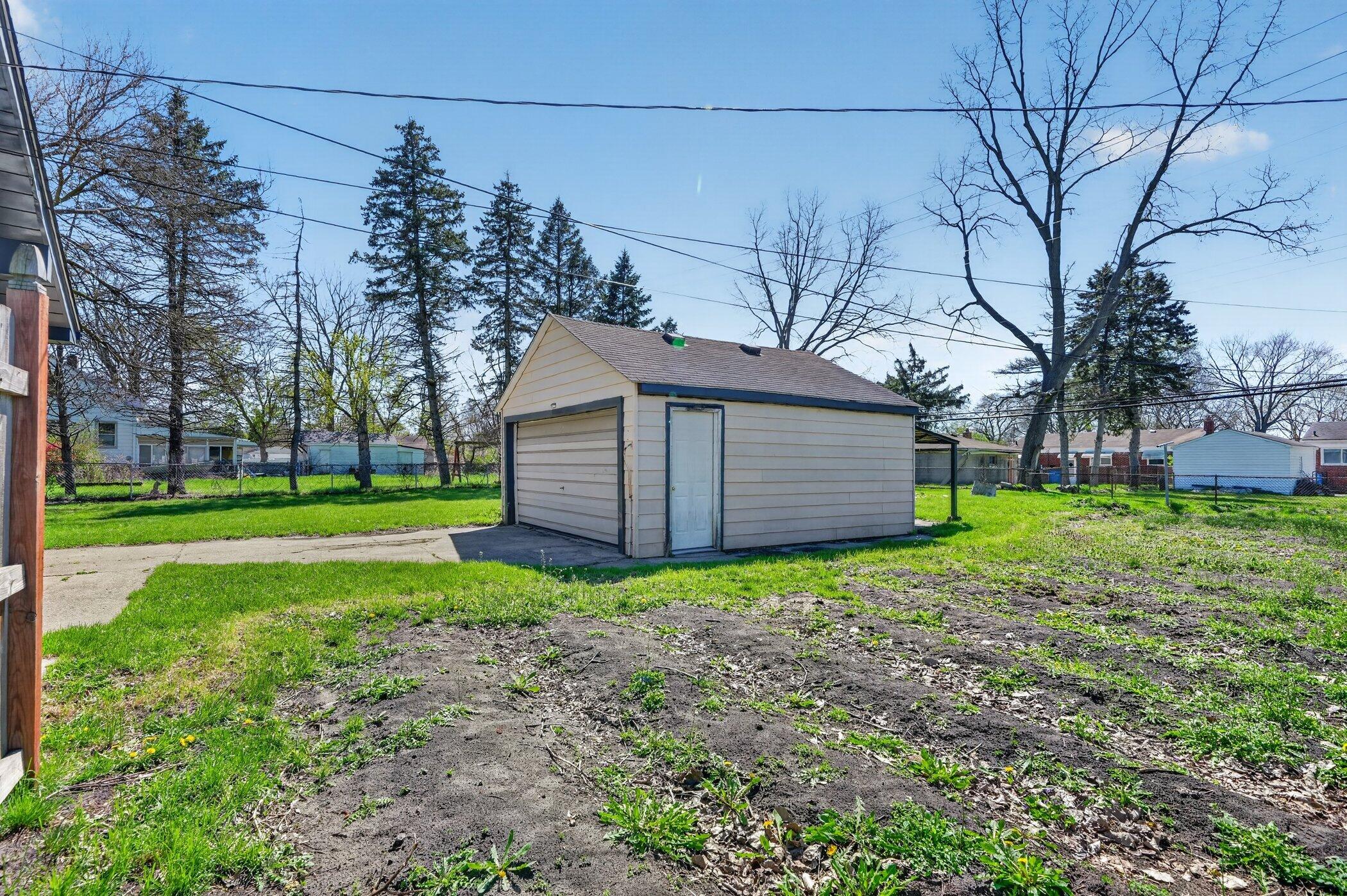 22439 Curie Avenue