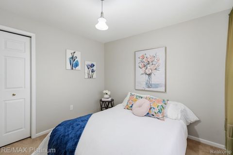 Tiny photo for 556 Olde English Circle #94, Howell Township, MI 48855 (MLS # 20261021217)